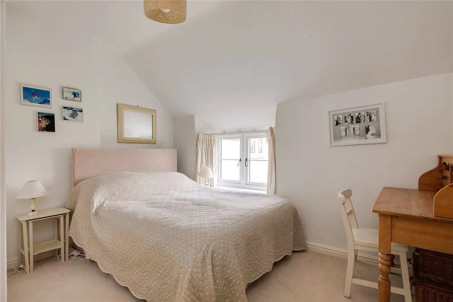 Furlong Lane, Milborne Port, DT9 photo 12