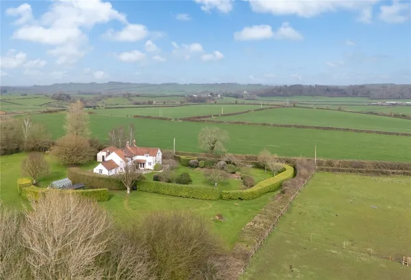 Furlong Lane, Milborne Port, DT9 photo 16