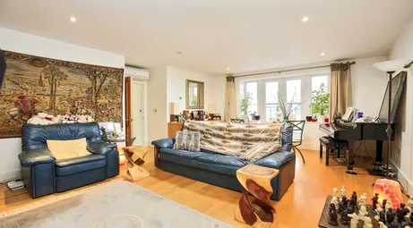 Strand Drive Kew TW9