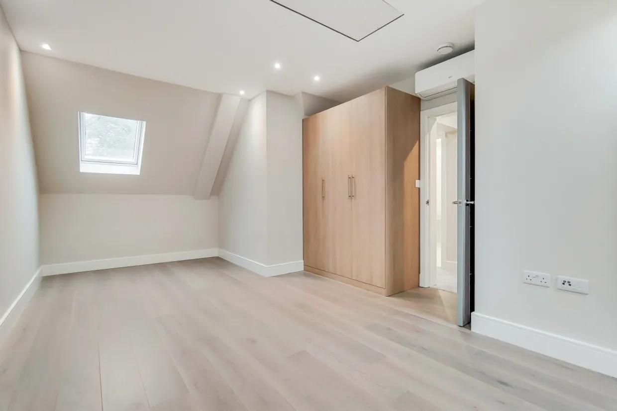Bridge Lane London NW11 photo 7