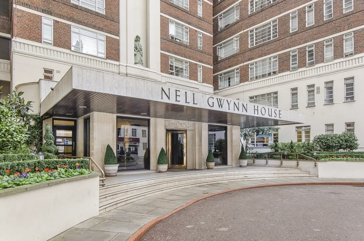 Nell Gwynn House, Sloane Avenue London SW3 photo 8
