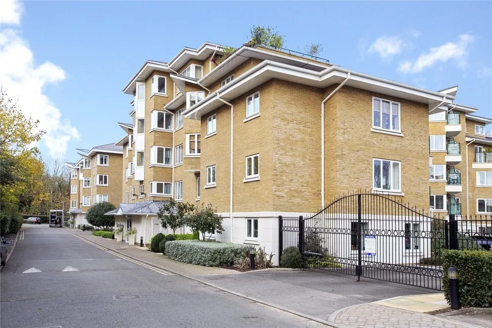 Strand Drive Kew TW9 photo 8