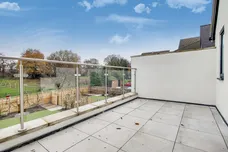 Bridge Lane London NW11 photo 24