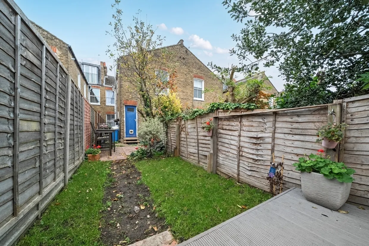 Waldron Road London SW18 photo 3