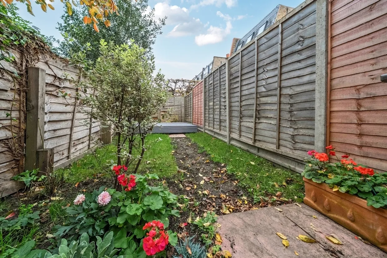 Waldron Road London SW18 photo 11
