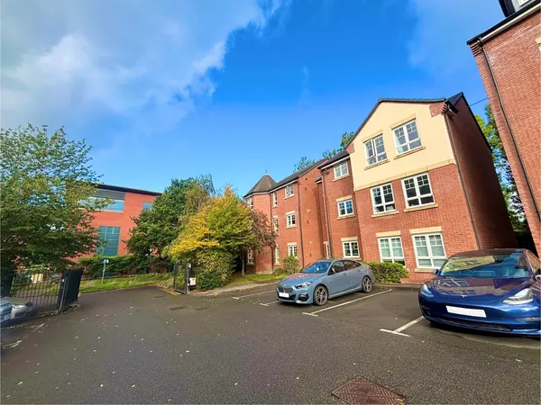 Ansell Court, Warwick