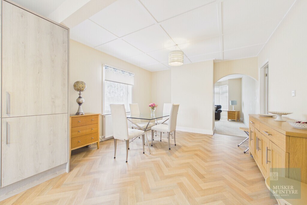 13 Hillside Road East, Bungay Image 8
