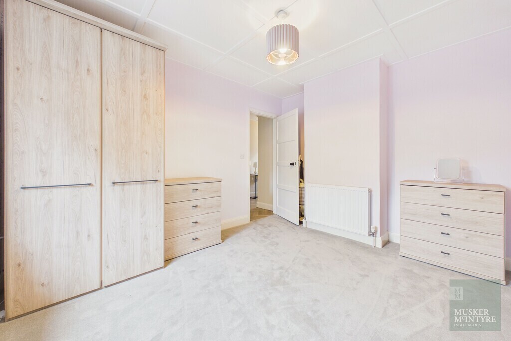 13 Hillside Road East, Bungay Image 11