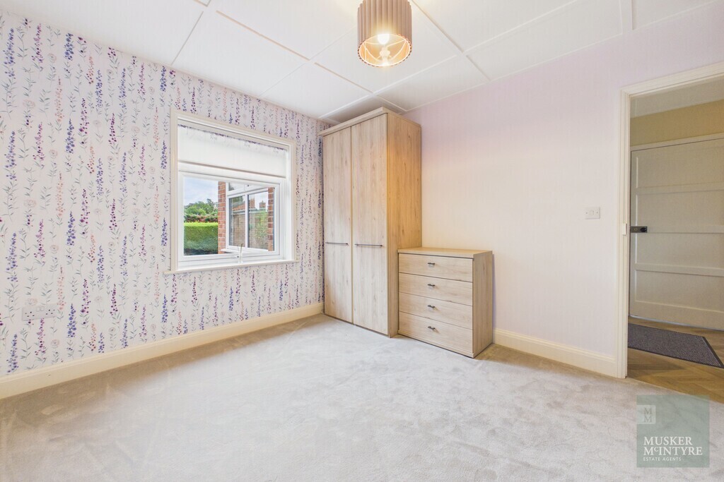 13 Hillside Road East, Bungay Image 12