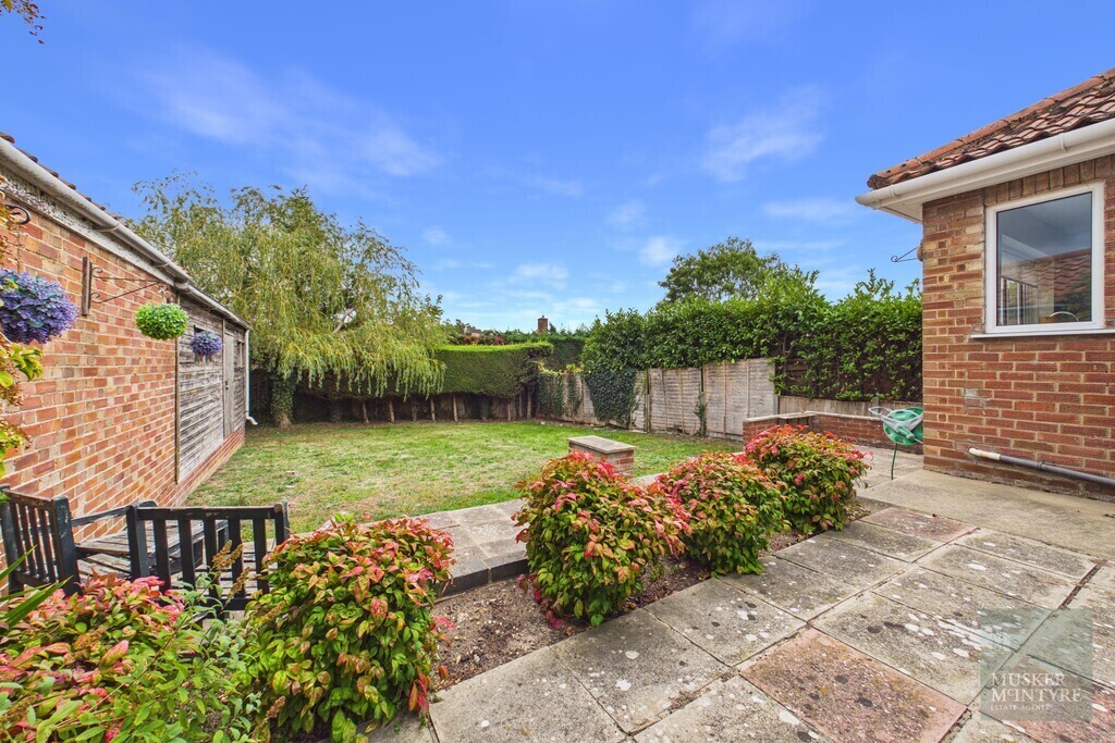 13 Hillside Road East, Bungay Image 17