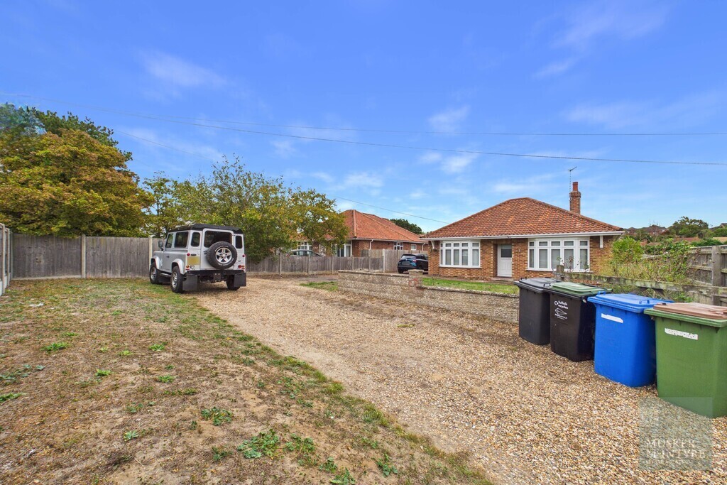 13 Hillside Road East, Bungay Image 20
