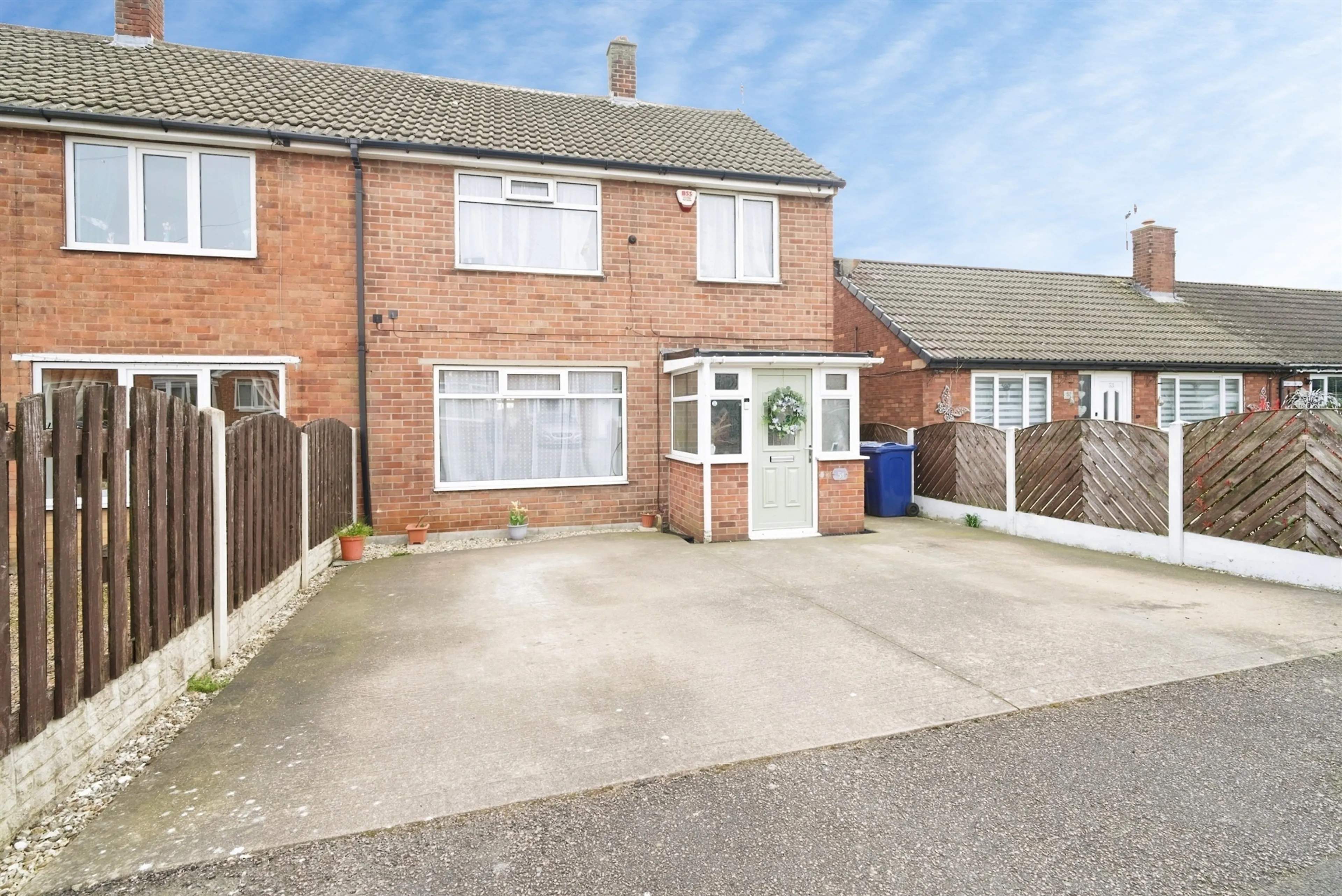 Property at West End Avenue, Royston, Barnsley