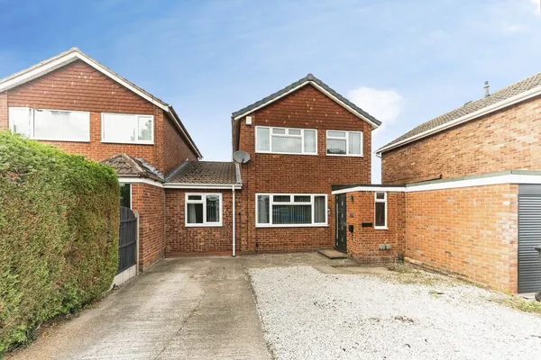 Skye Close, Nuneaton, Warwickshire, CV10