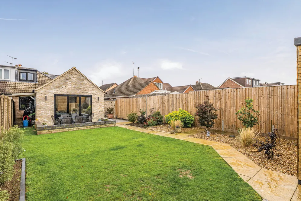 Southcourt Drive, Cheltenham, GL53 photo 2