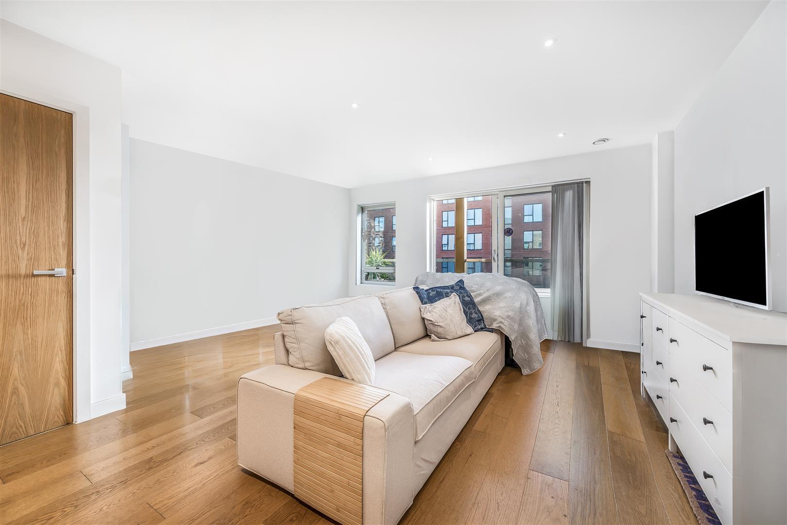 Newington House, London Image 9