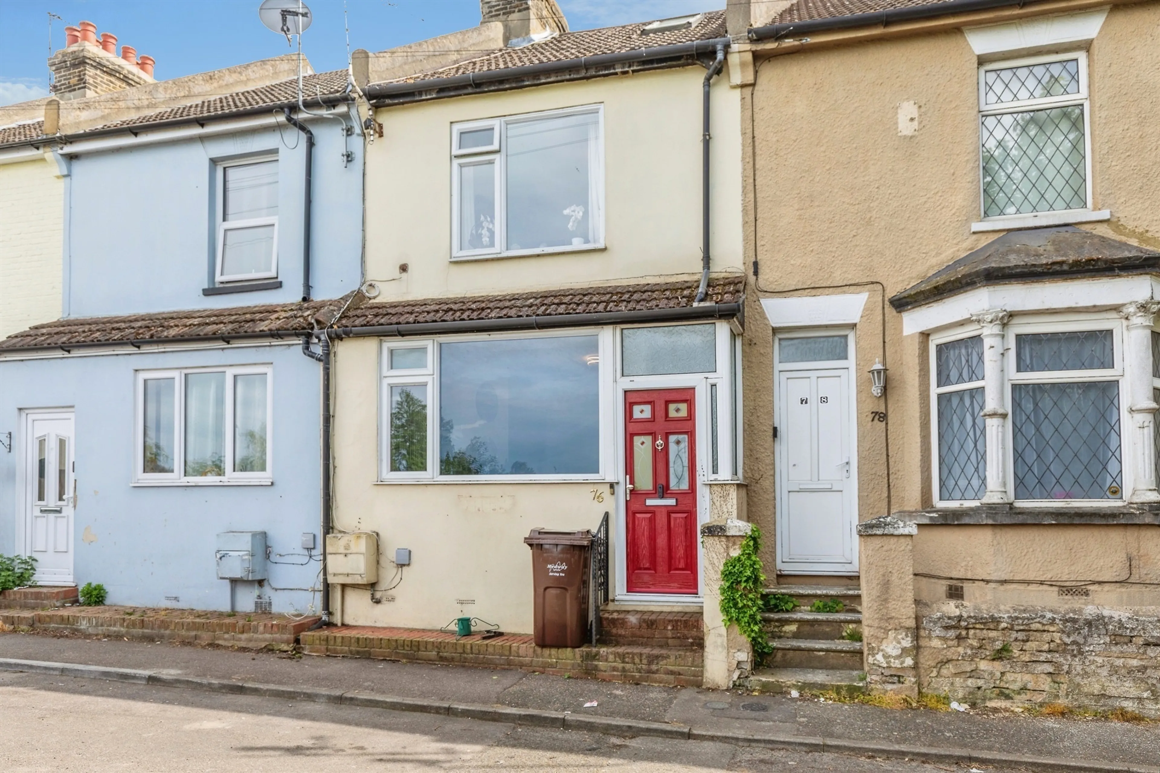Property photo 0