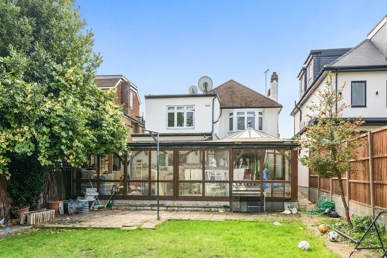 Greenway, Totteridge, N20 photo 7