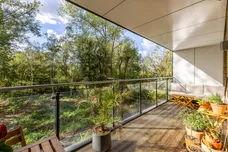 36 Knaresborough Drive, London, SW18 photo 1