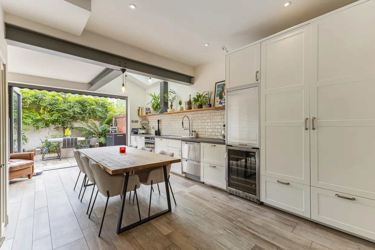 Priory Road, London, W4 photo 3