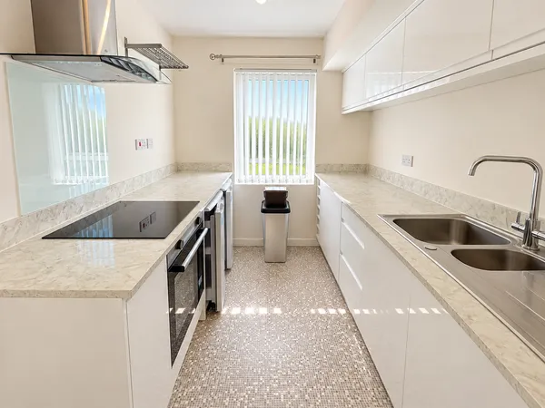 Burrows Court, NN3