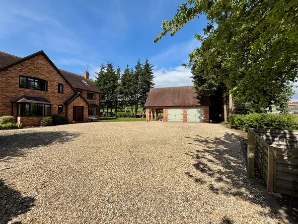 Rumer Hall Cottages, Welford on Avon,...