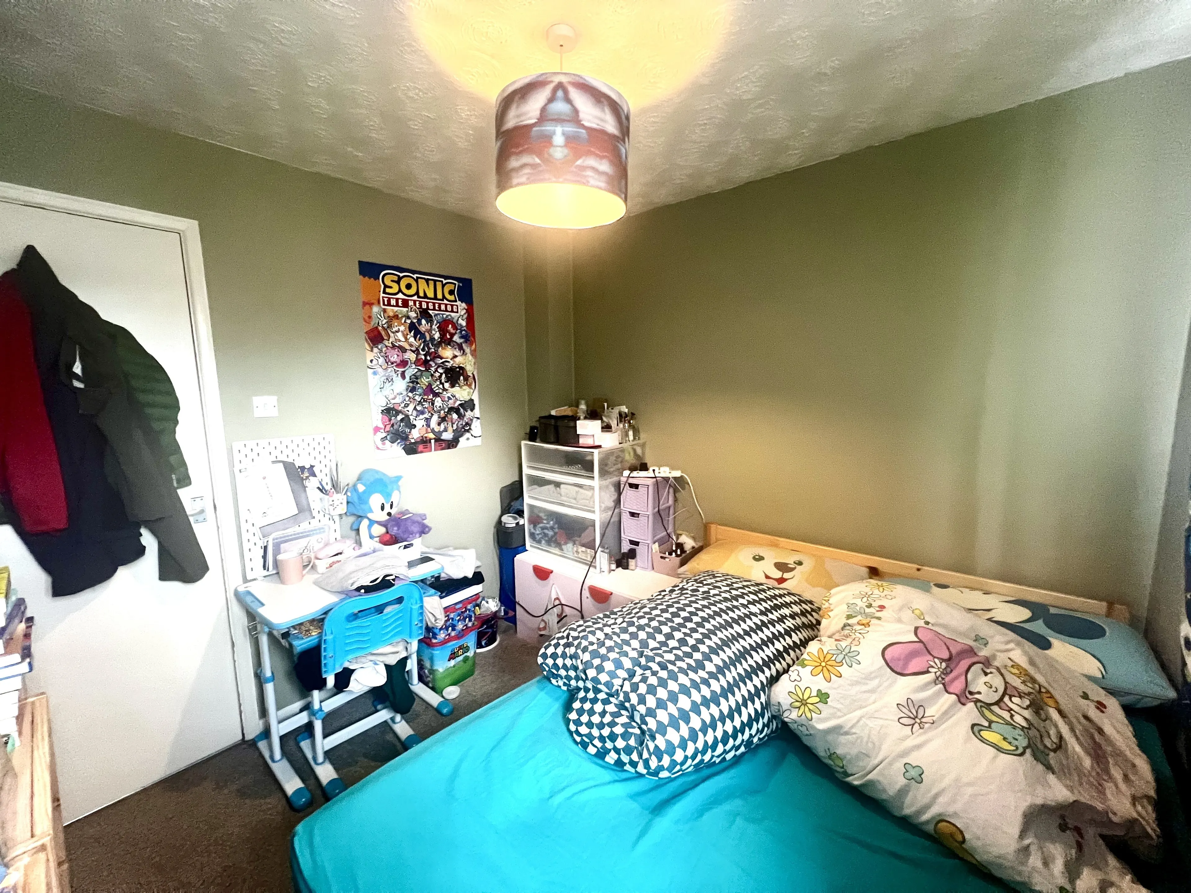 Property at Chandlers Close, WANTAGE