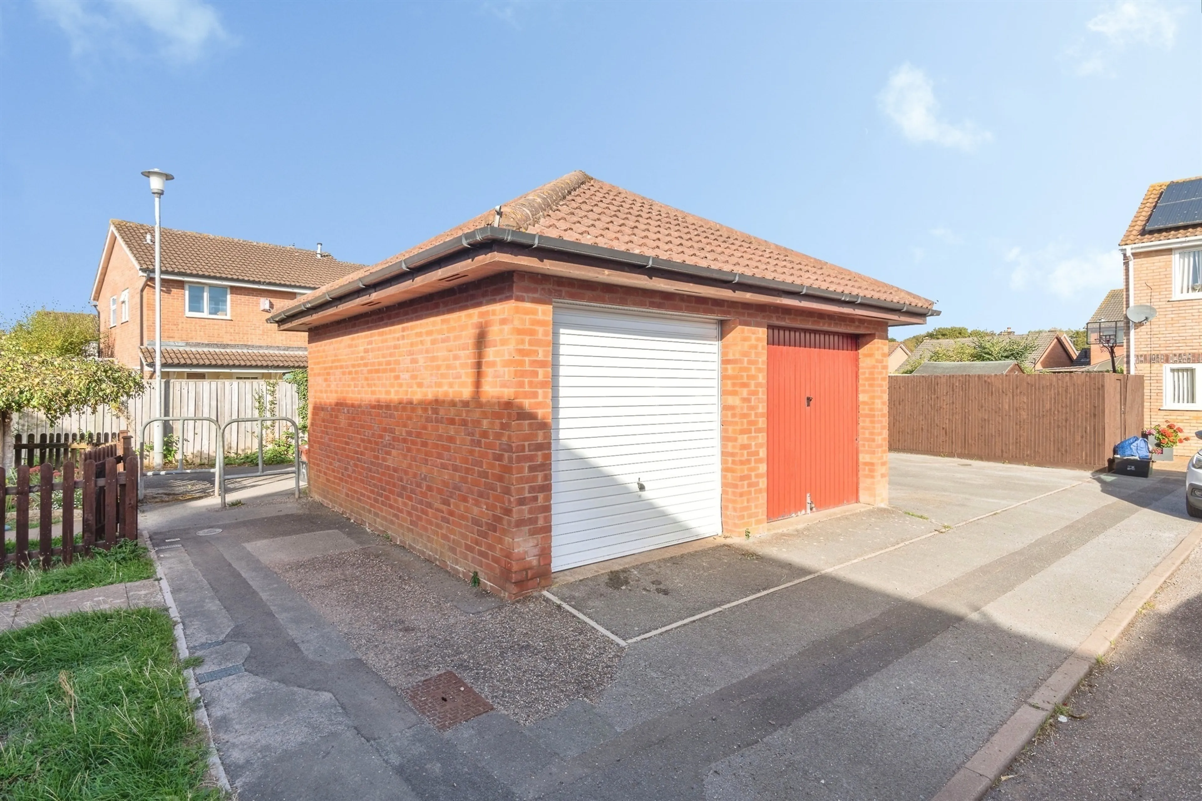 Property at Lynor Close, Taunton