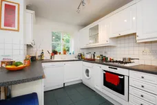 Sycamore Mews, Clapham Old Town. SW4 photo 4
