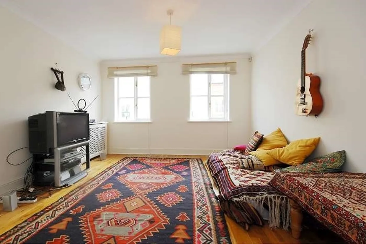 Sycamore Mews, Clapham Old Town. SW4 photo 7