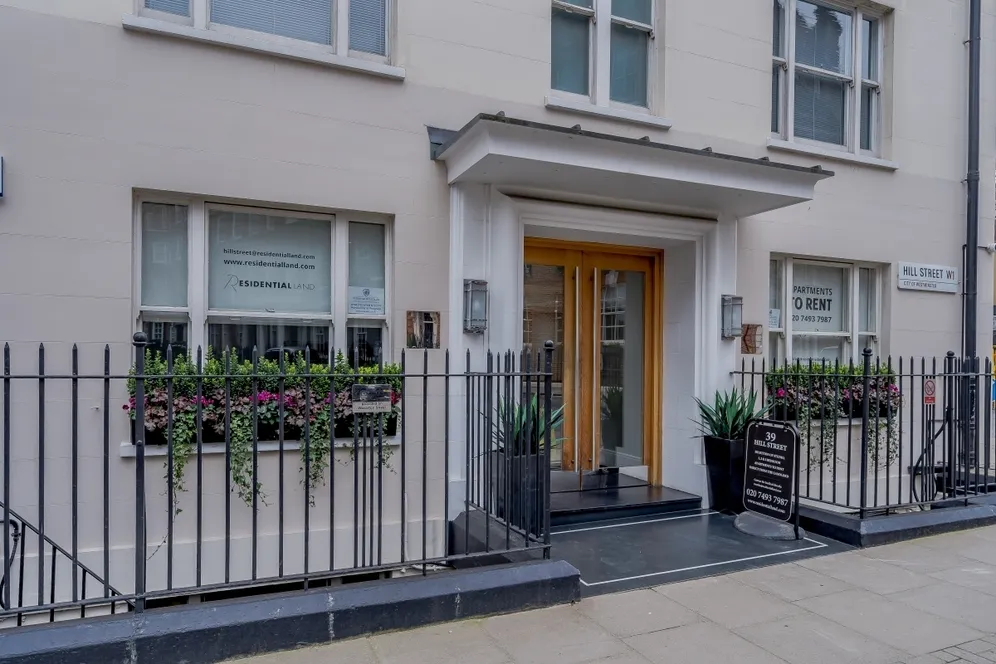 Hill Street Mayfair W1J photo 9