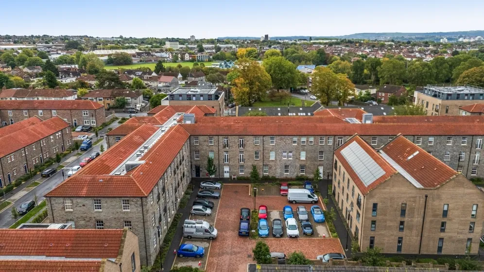 Captains Garden Bristol BS16 photo 14