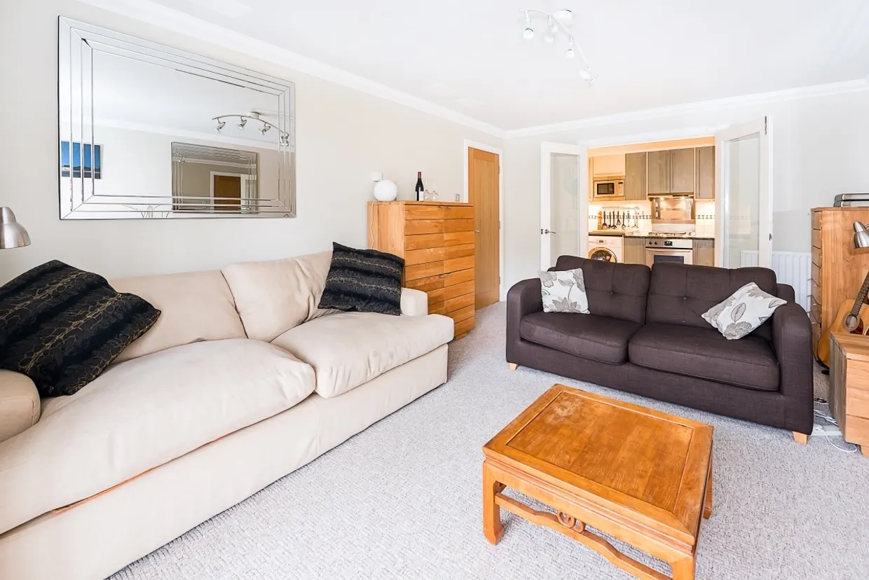 Twickenham Road, Teddington, TW11 photo 9