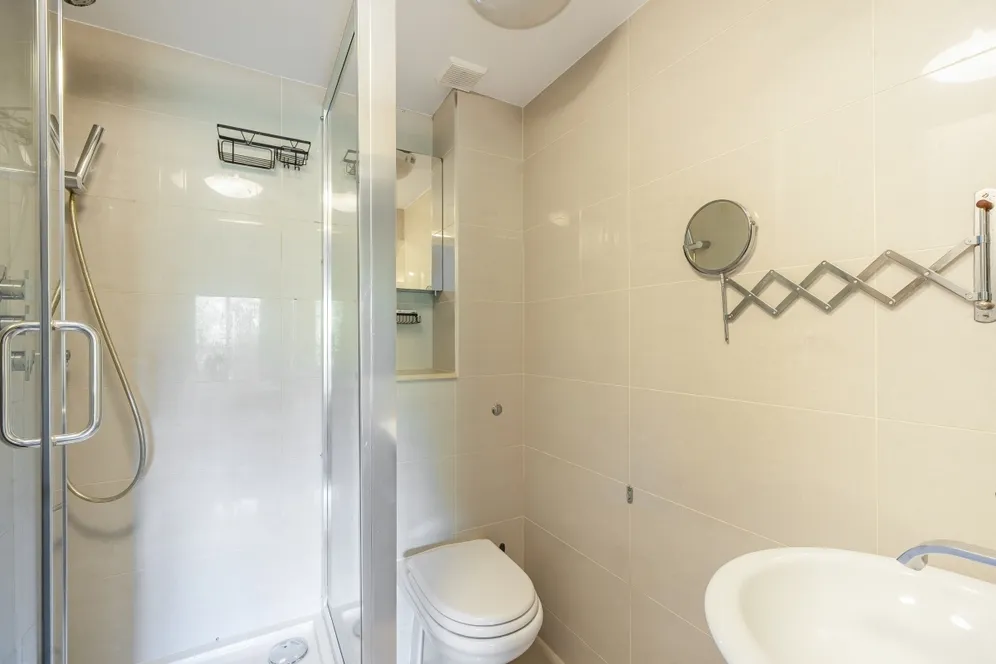 Elgin Avenue London W9 photo 8