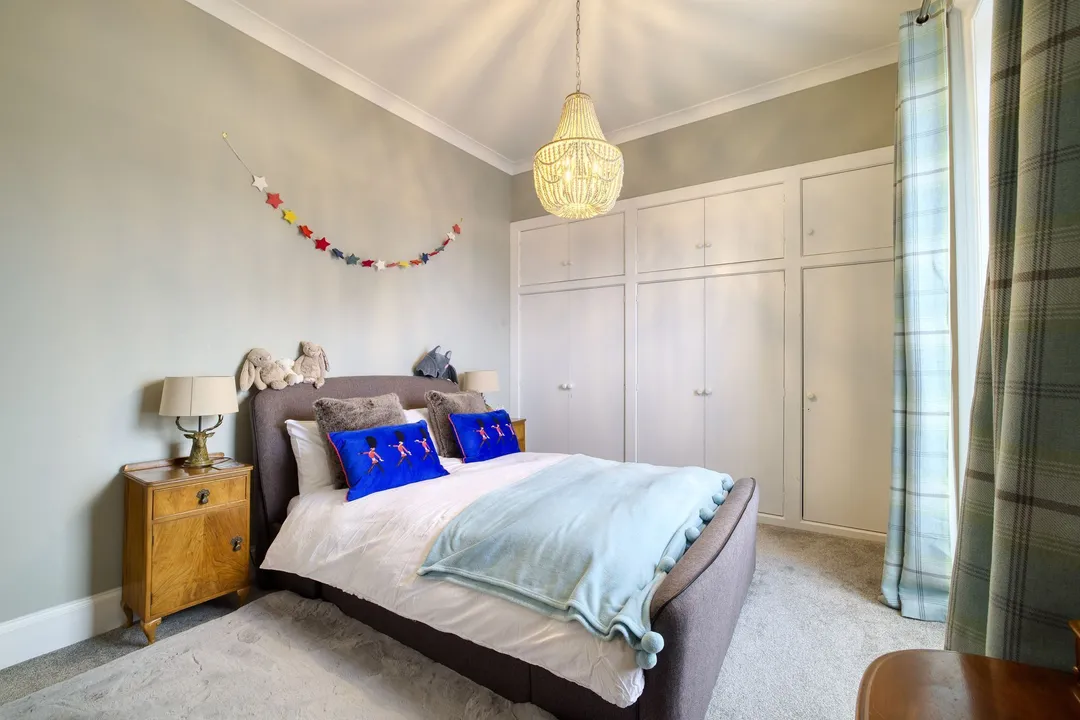 https://mr0.homeflow-assets.co.uk/files/photo/image/48608/7681/_x_/003A5172_HDR-157.jpg