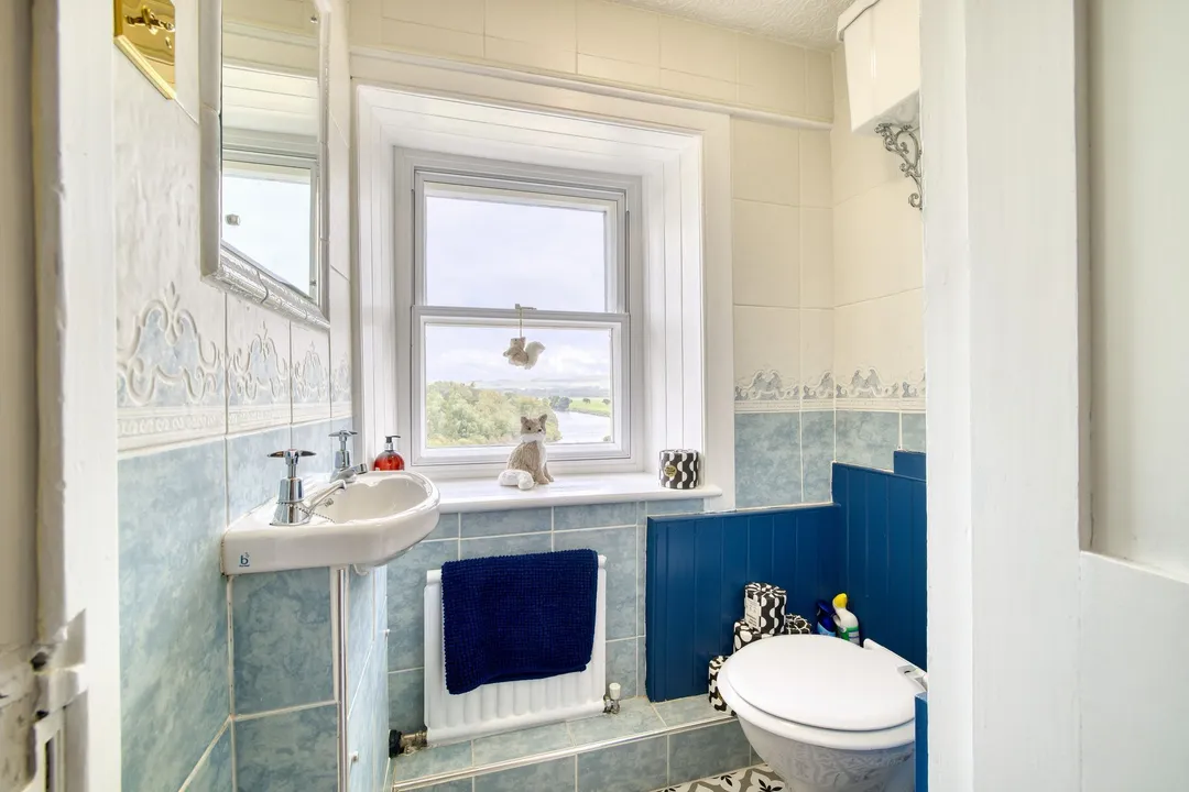 https://mr0.homeflow-assets.co.uk/files/photo/image/48608/7701/_x_/003A5262_HDR-174.jpg
