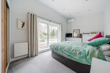 Thornbury Hill, Alveston, BS35 photo 7
