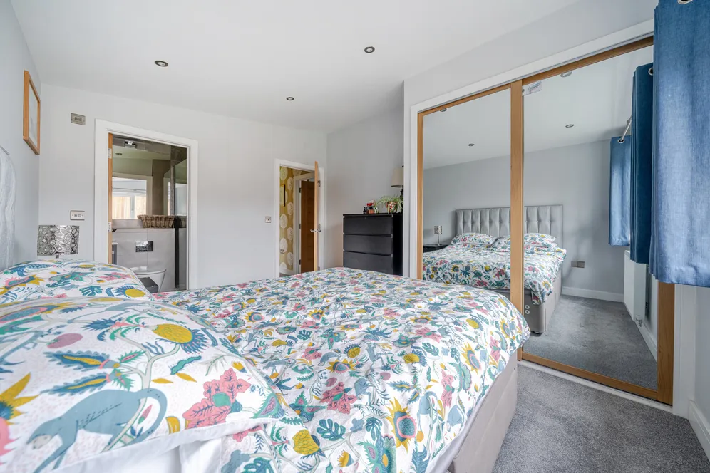 Thornbury Hill, Alveston, BS35 photo 18