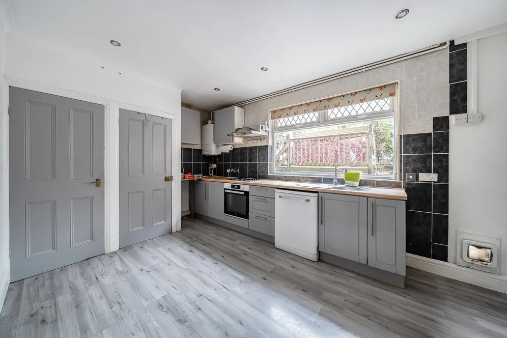 Springfield Avenue, London, N10 photo 7