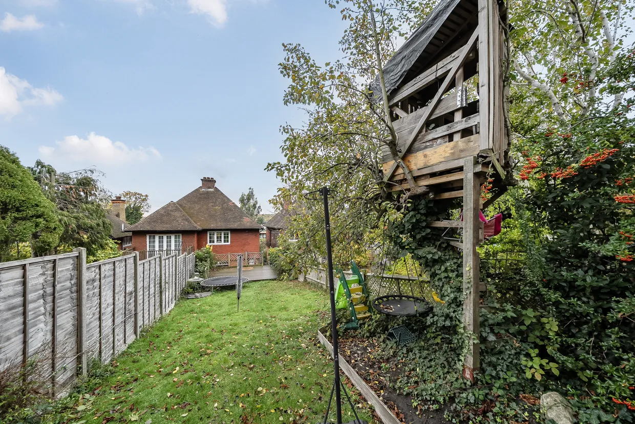 Springfield Avenue, London, N10 photo 11