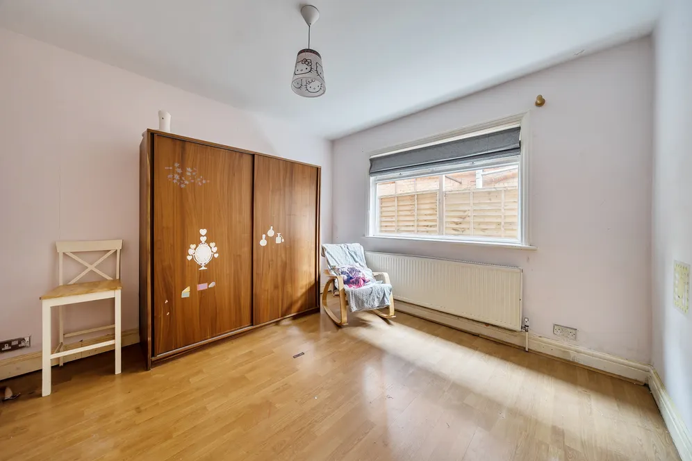 Springfield Avenue, London, N10 photo 14