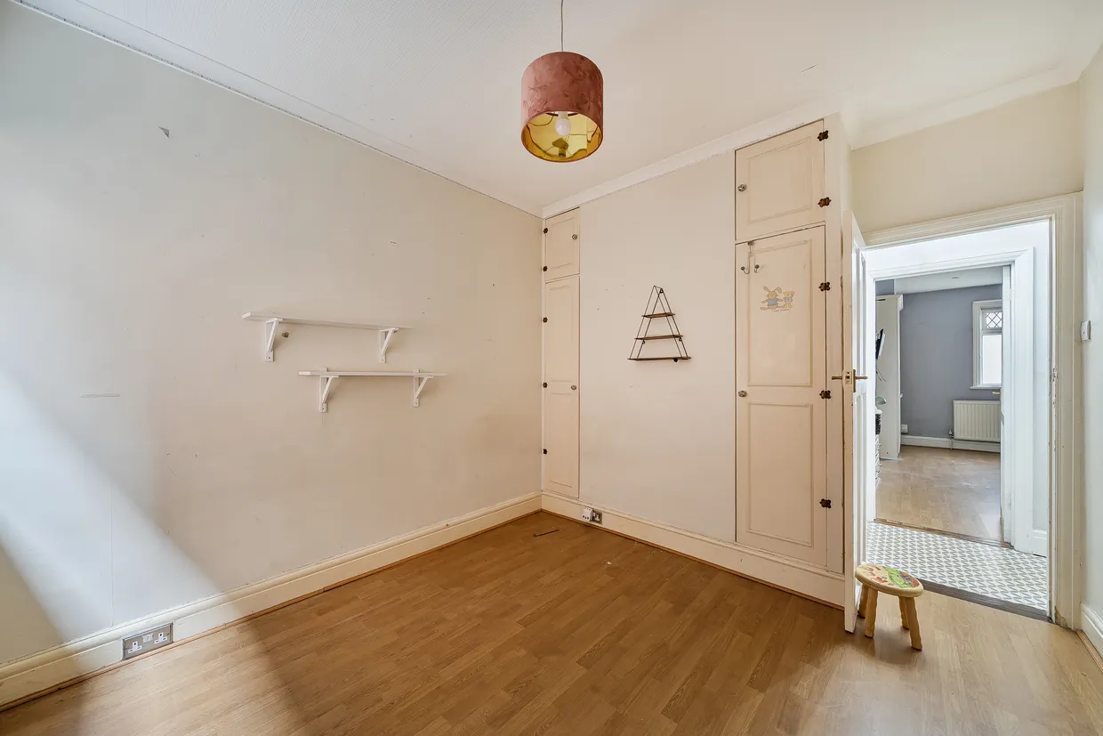 Springfield Avenue, London, N10 photo 16