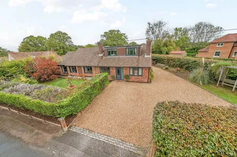 Post Office Road, Hungerford, RG17