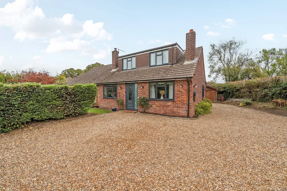 Post Office Road, Hungerford, RG17 photo 18