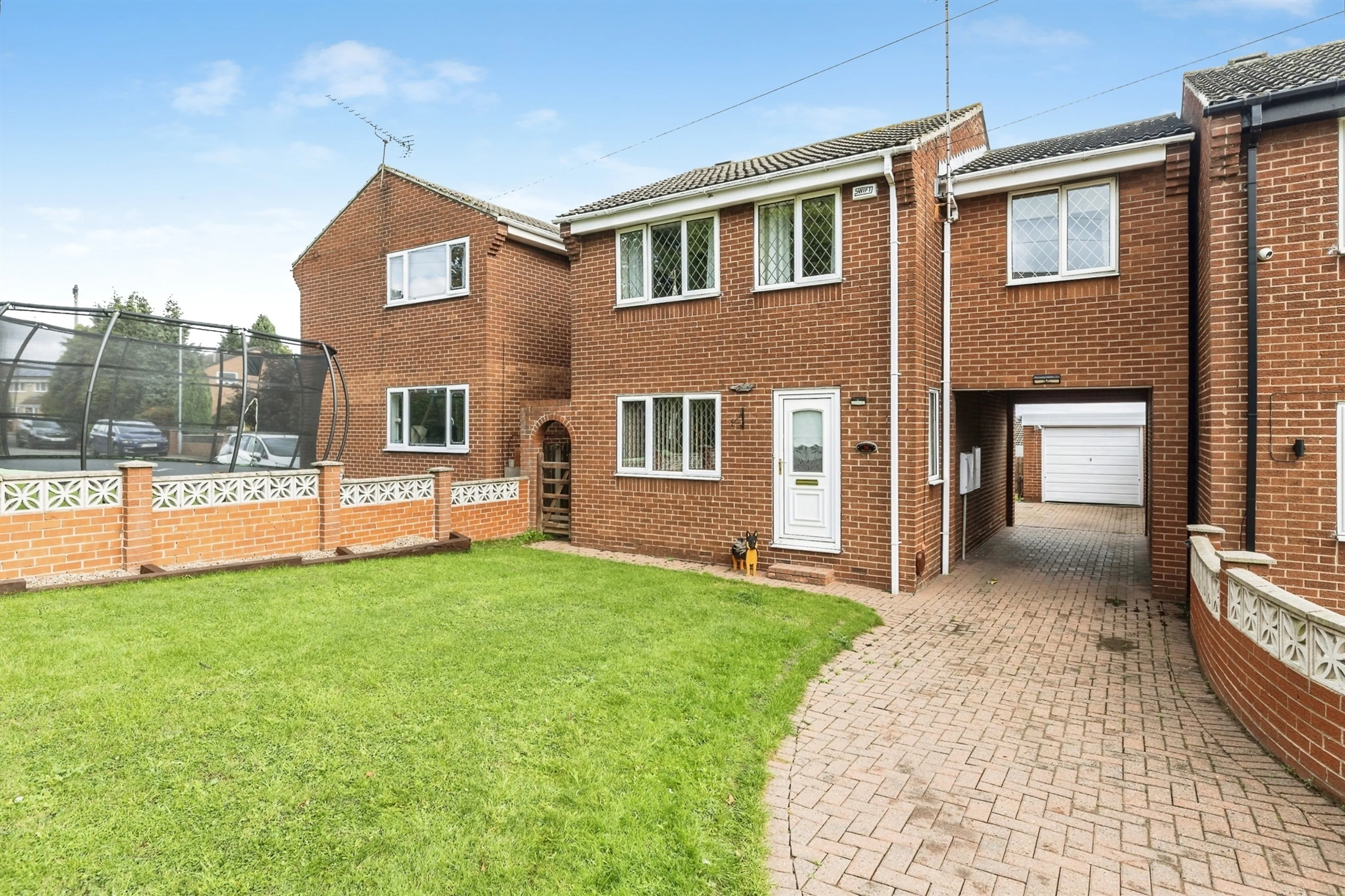 Property at Snetterton Close, Cudworth, Barnsley