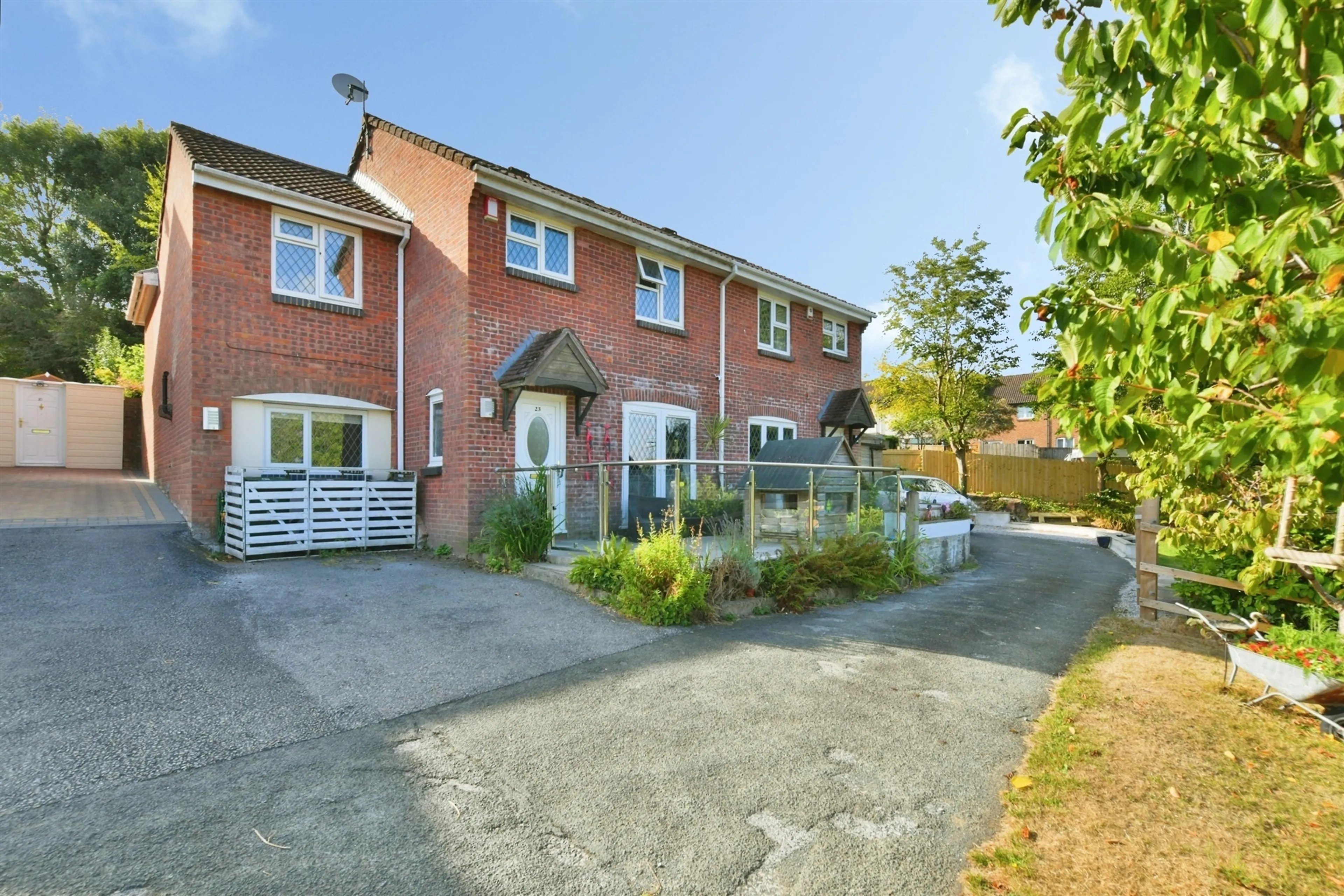 Property photo 0