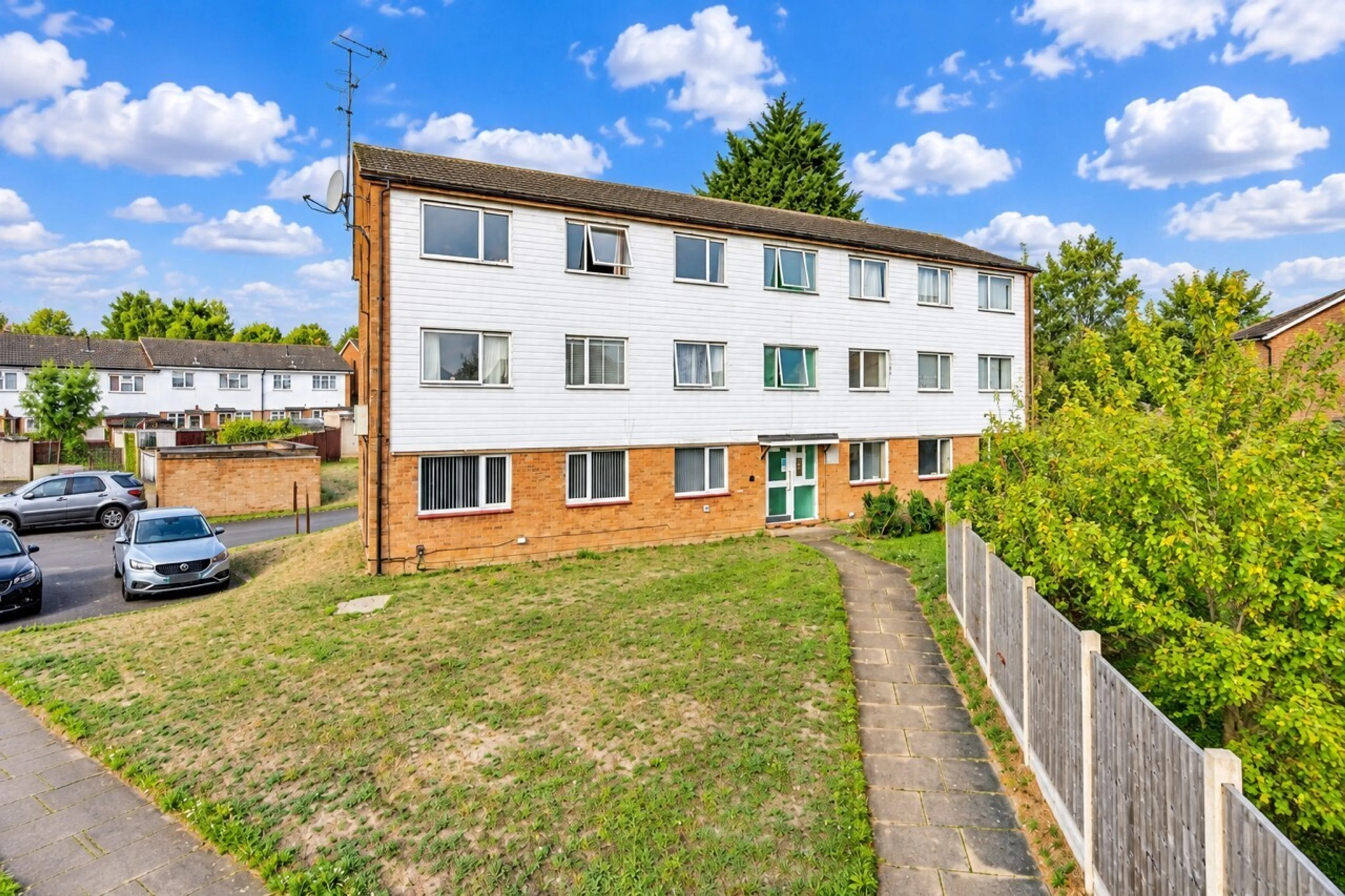Property photo 0