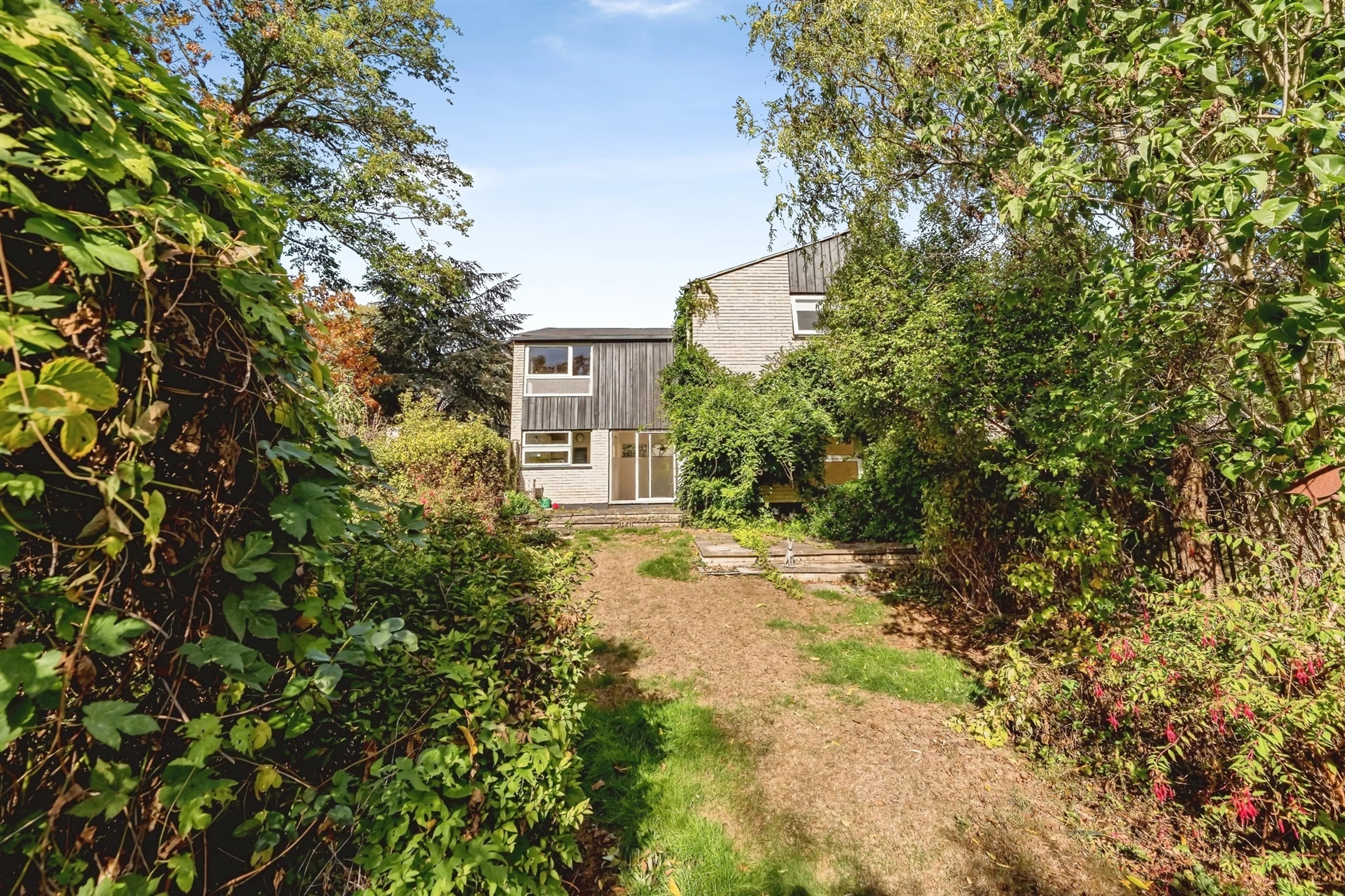 Property at Cedar Chase, Taplow, Maidenhead