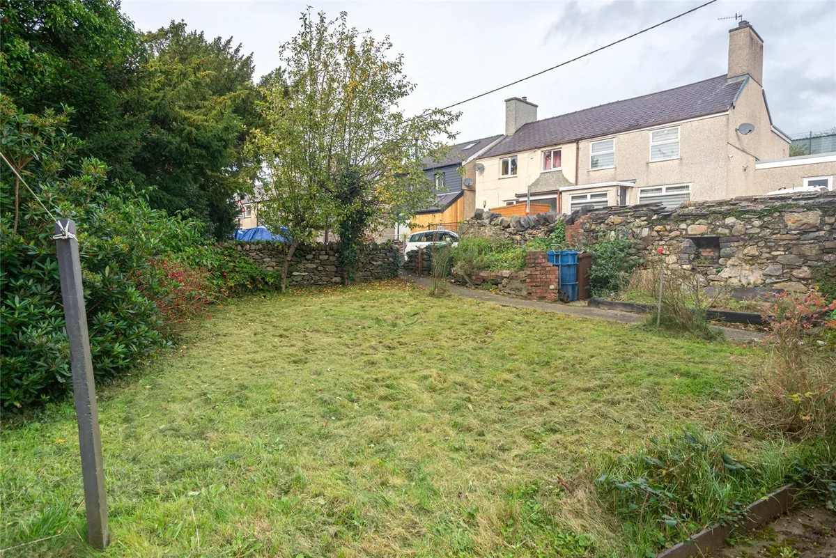 Pantglas Road, Bethesda, Bangor, Gwynedd, LL57