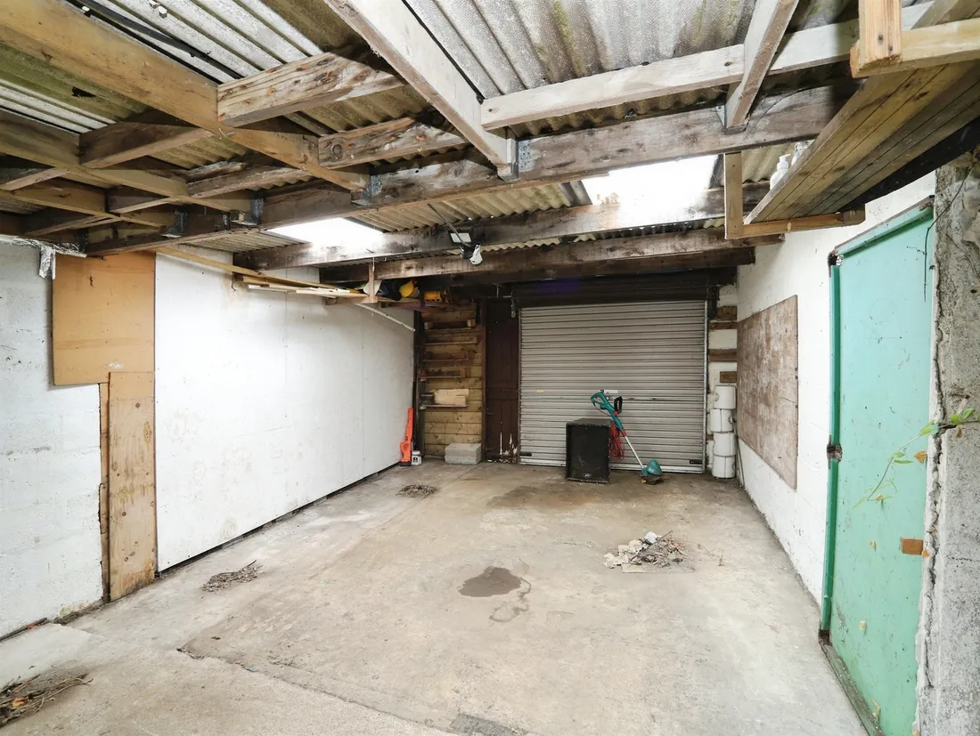 Property photo 25