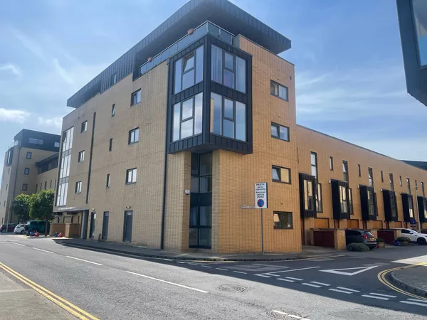 Empire Way, Cardiff Pointe